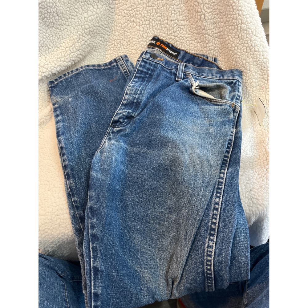 Wrangler FR Flame Resistant Work Jeans Men's 34x32 Blue‎ Denim Cotton